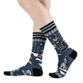 Yule Cat crew socks.
